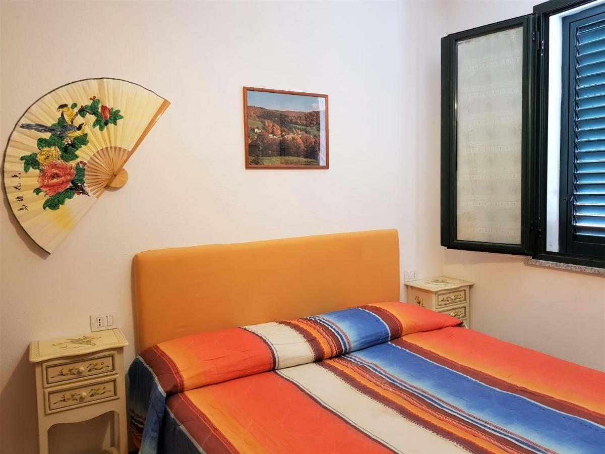 Borgo Lu Canali Da Gavino Apartment Badesi Bagian luar foto