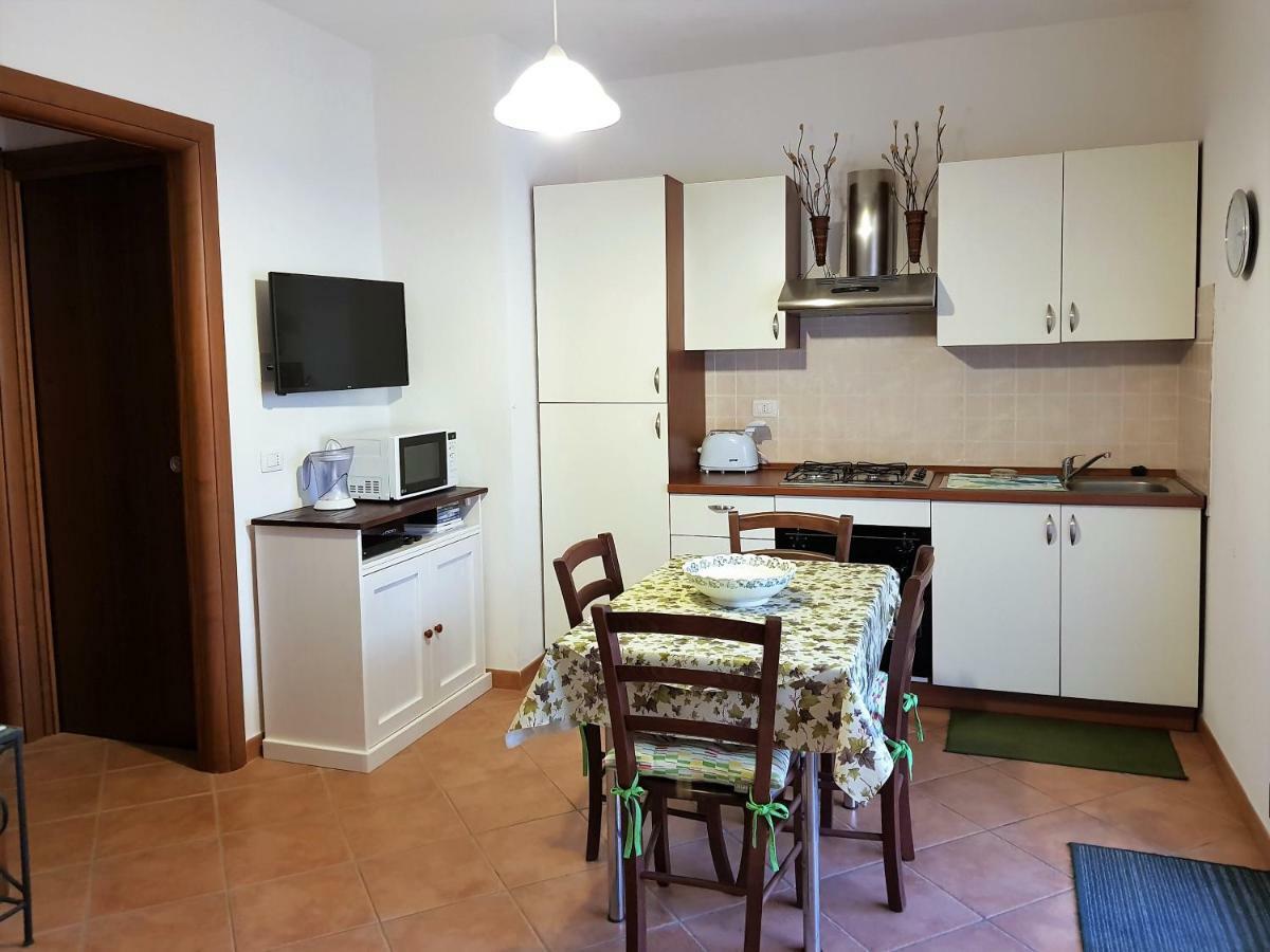 Borgo Lu Canali Da Gavino Apartment Badesi Bagian luar foto
